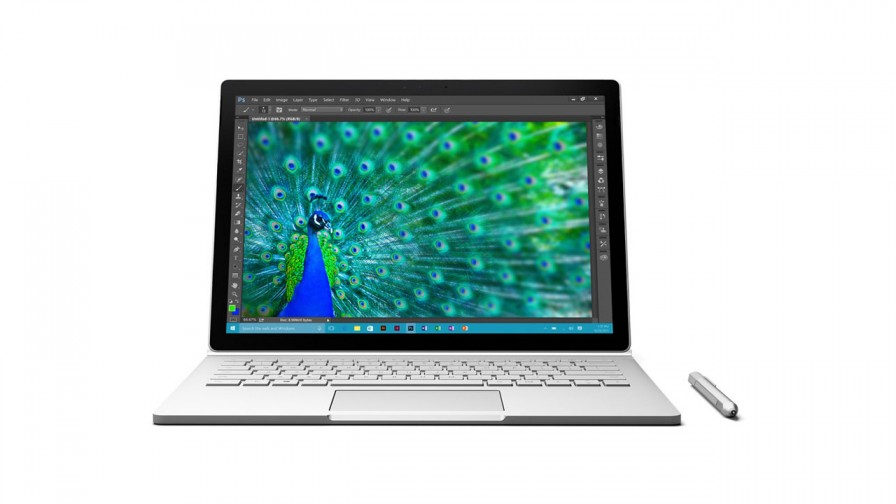 Kegyetlen a Microsoft Surface Book laptop